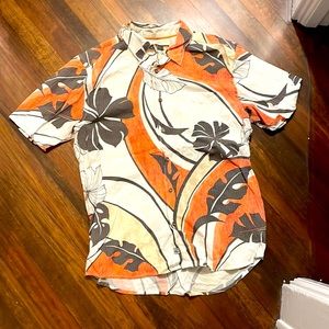 Quicksilver men's large Hawaiian shirt